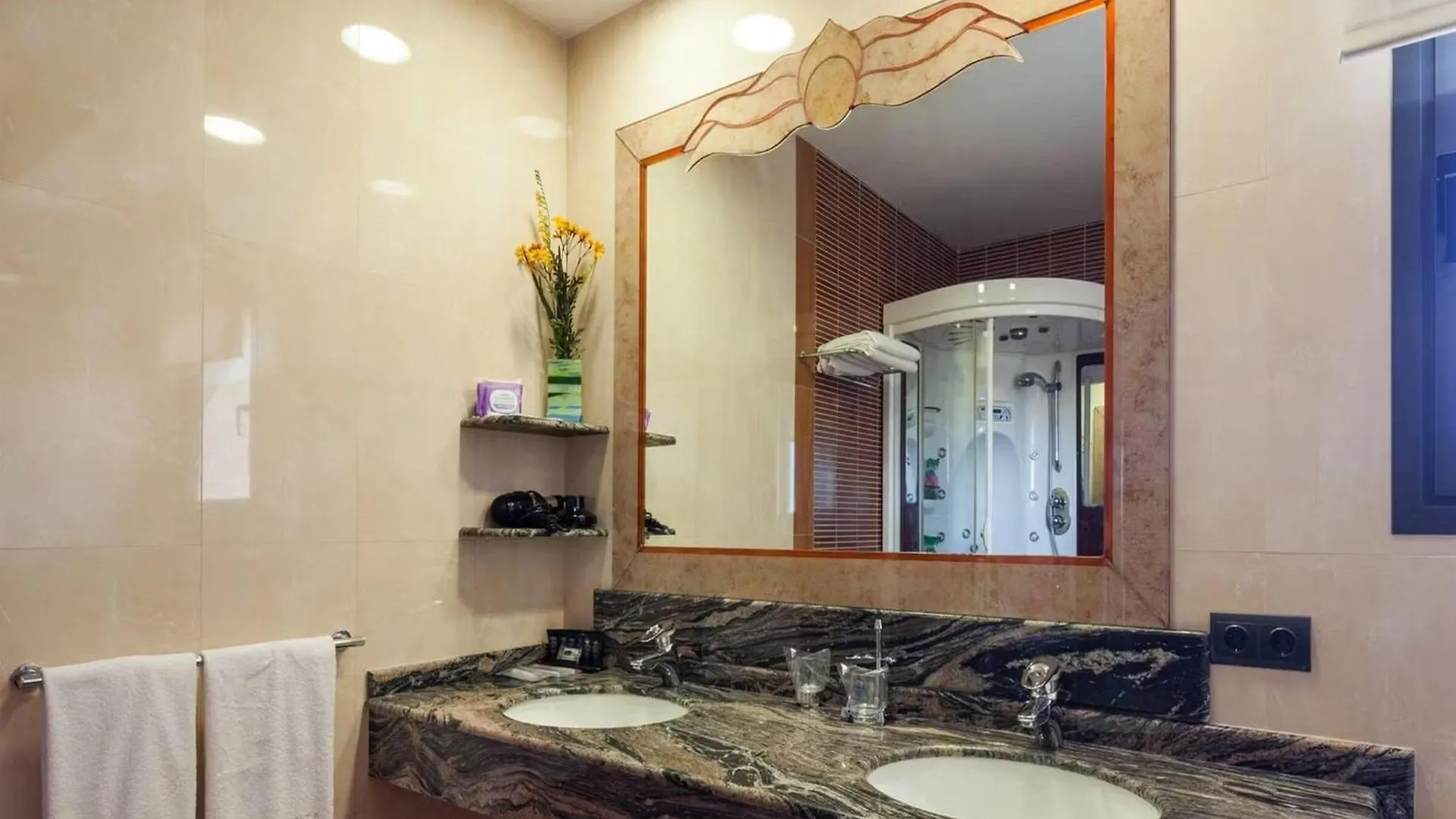 Unique Villa With Outdoor Hot Tub Sant Jordi de ses Salines 0*,  إسبانيا