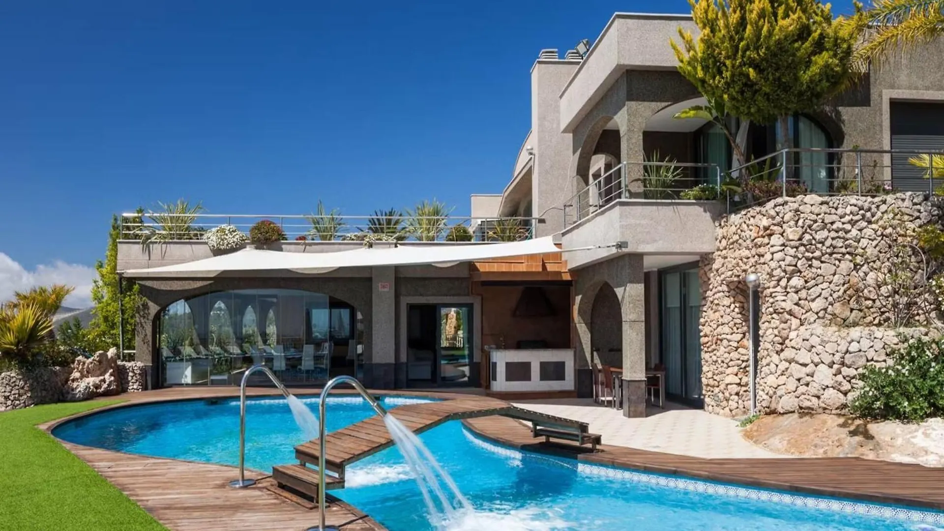 Unique Villa With Outdoor Hot Tub Sant Jordi de ses Salines